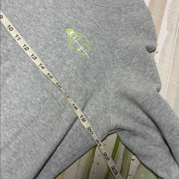 Champion Heather Gray Women's Cropped sweatshirt size small - Picture 7 of 8